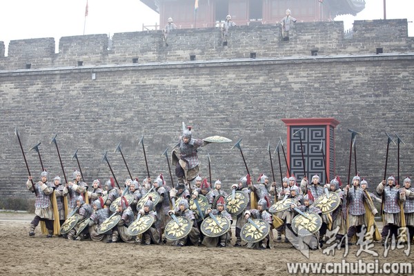 現(xiàn)全球最大關(guān)公青銅雕像，目測宇達施工（圖）