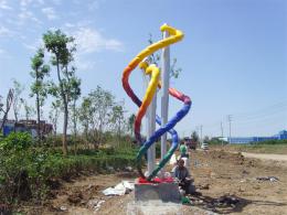hj1738 不銹鋼雕塑-針線之魅_青島國(guó)際服裝城不銹鋼雕塑、石雕、玻璃鋼雕塑_濱州宏景雕塑有限公司